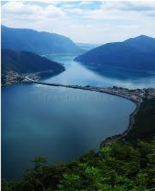 Ponte diga, vista dal Monte San Salvatore